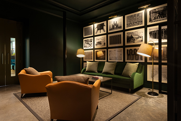 Brand-new stylish bar, Eighteen22 at Hotel Indigo Dundee 2